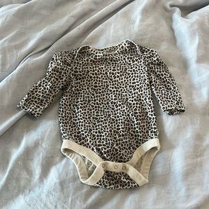 Baby GAP leopard print Onesie | 3-6 months